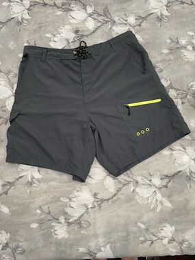 Salt Life Gray Hybrid Shorts with Yellow Zip Accent XXL